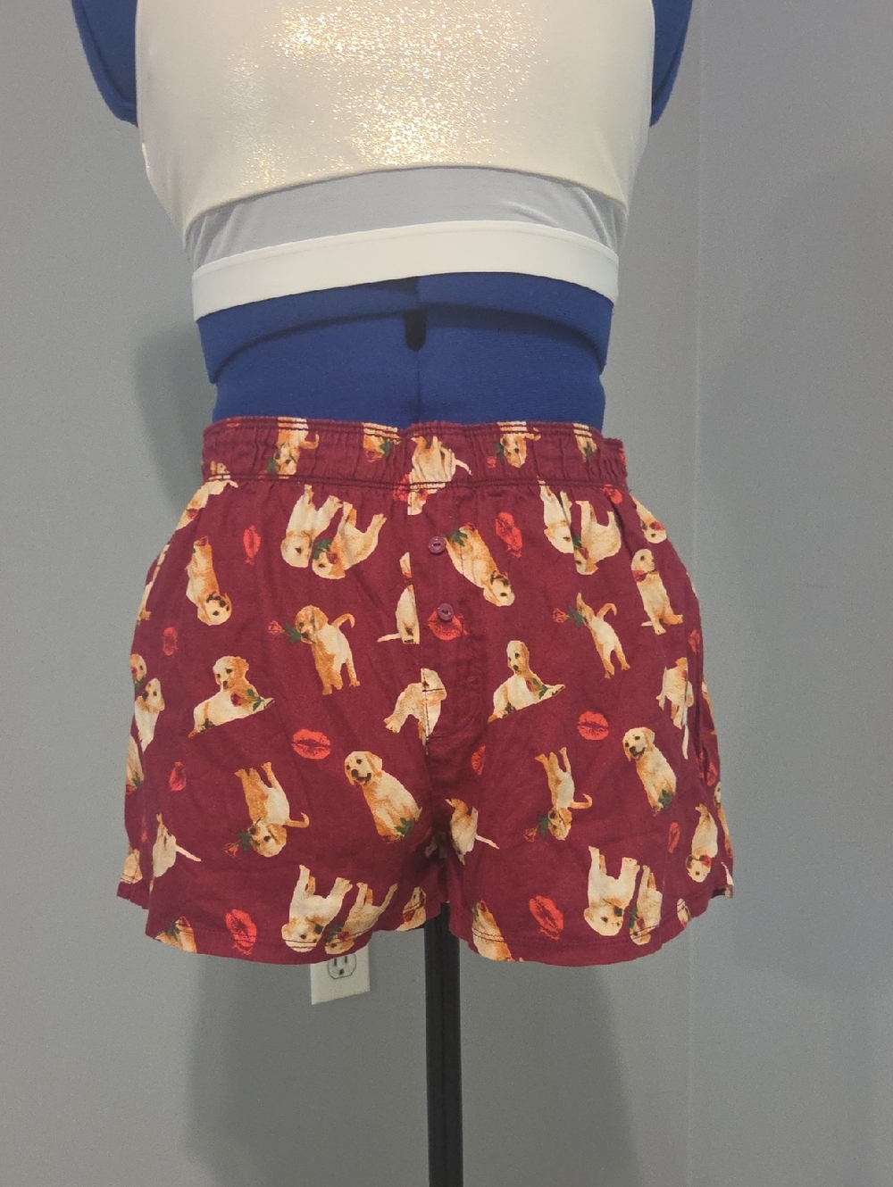 PINK Victoria's Secret Maroon Puppy & Kiss Print Lounge Shorts